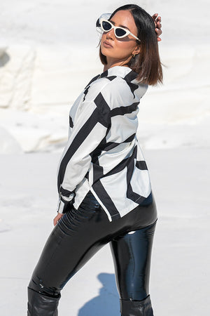 Queencii – Asia Shirt Black & White