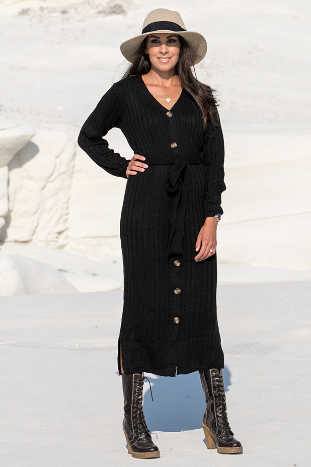 Queencii – Miria Button Down Cardigan – Dress Black