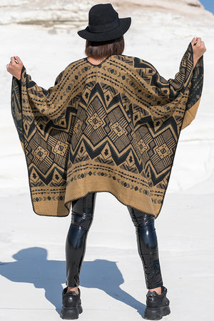 Queencii – Chiara Aztec Cape Brown Black