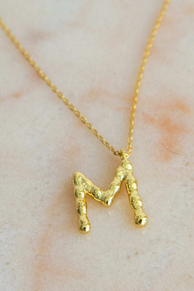 Queencii – Letter Necklace 925 Sterling Silver / 18k Yellow Gold Plated