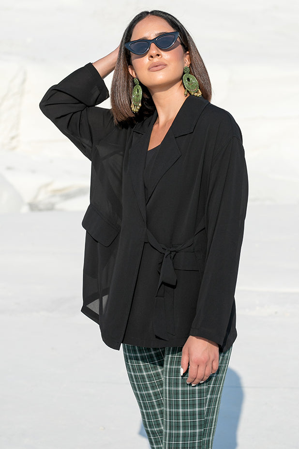 Queencii – Cora Lightweight Wrap Shirt Black