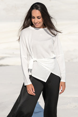 Queencii – Marta Wrap Top White