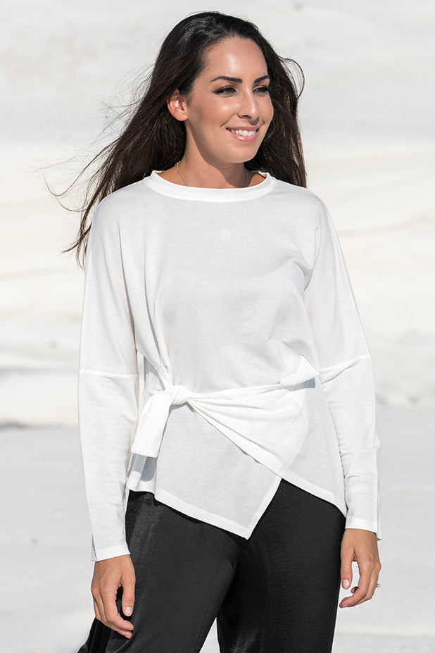 Queencii – Marta Wrap Top White
