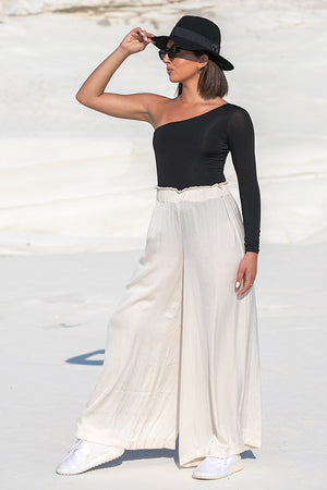 Queencii – Emma Wide Leg Pants Off White