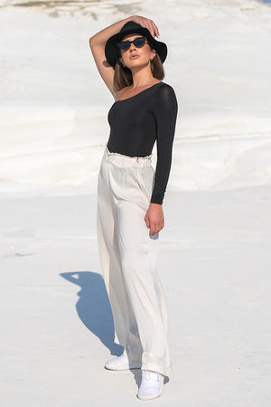 Queencii – Emma Wide Leg Pants Off White