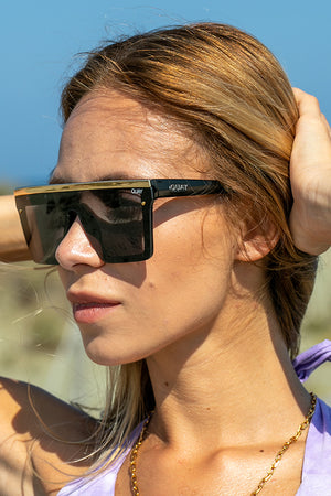 Back In Stock Quay Australia – Hindsight BLKGLD/SMK