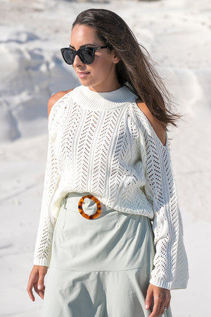 Queencii – Adele Cold Shoulder Sweater White