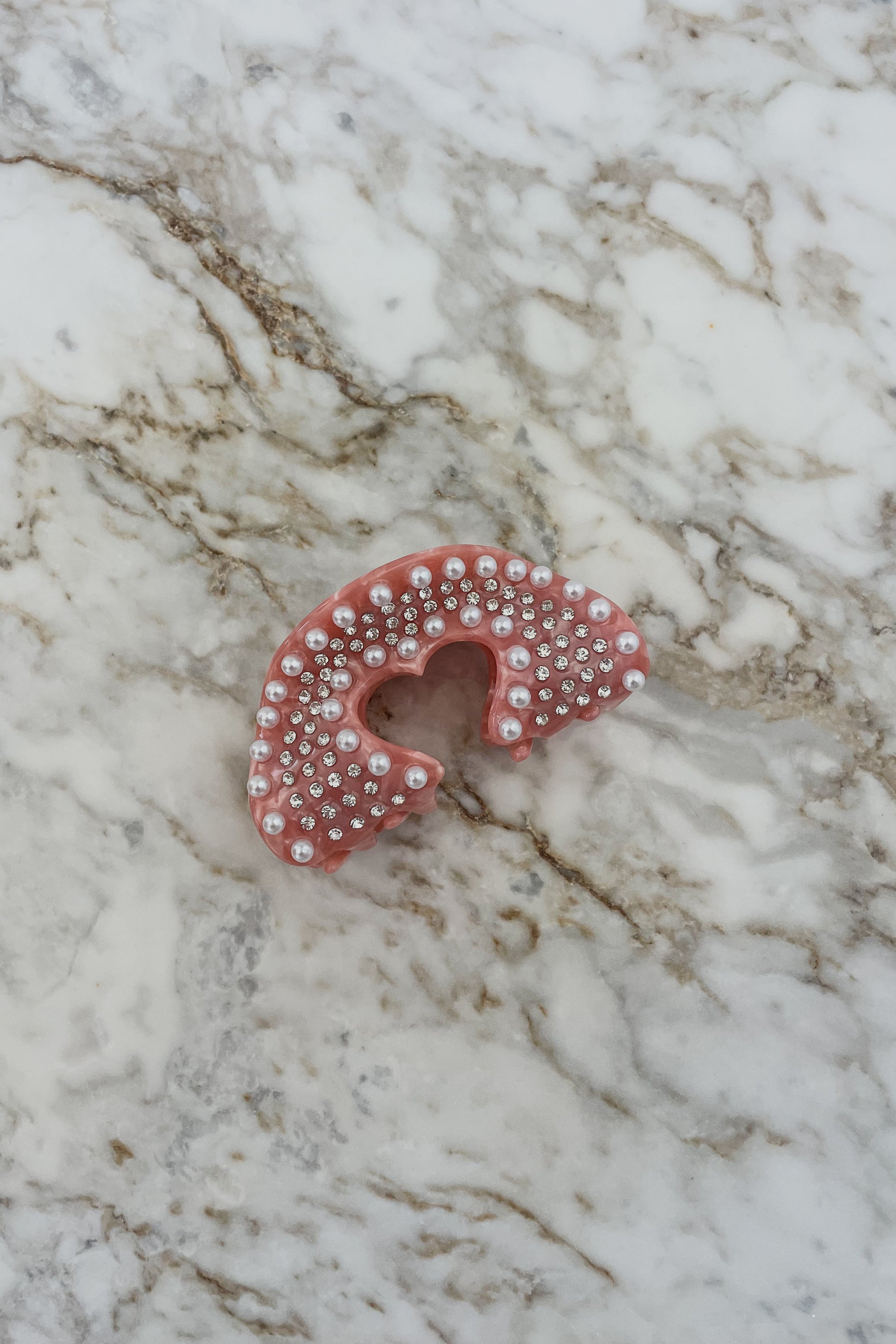 Sun Sea & Roses - Hair Clip Hear Pearl