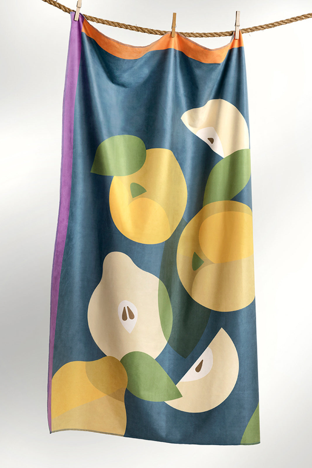 Ino Design - Beach Towels Prickly Pear