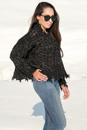 Queencii – Jenny Distressed Sweater Black White