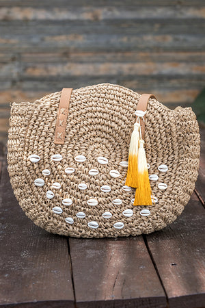 Queencii – Rita Beach Straw Bag Round Tassel Seashell Beige Orange